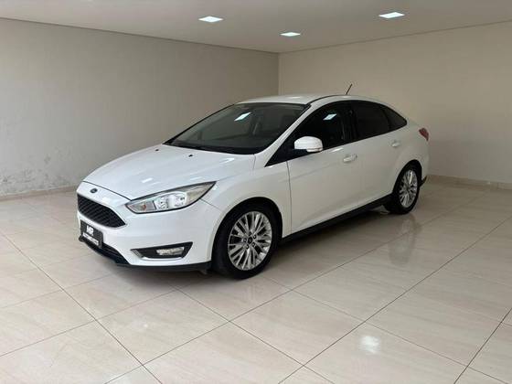 FORD FOCUS 2.0 SE PLUS 16V FLEX 4P POWERSHIFT